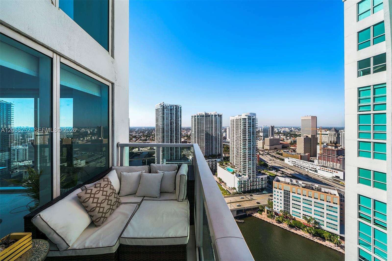 Brickell On The River at 41 5 St, Miami, FL 33131 - For Rent photo 25