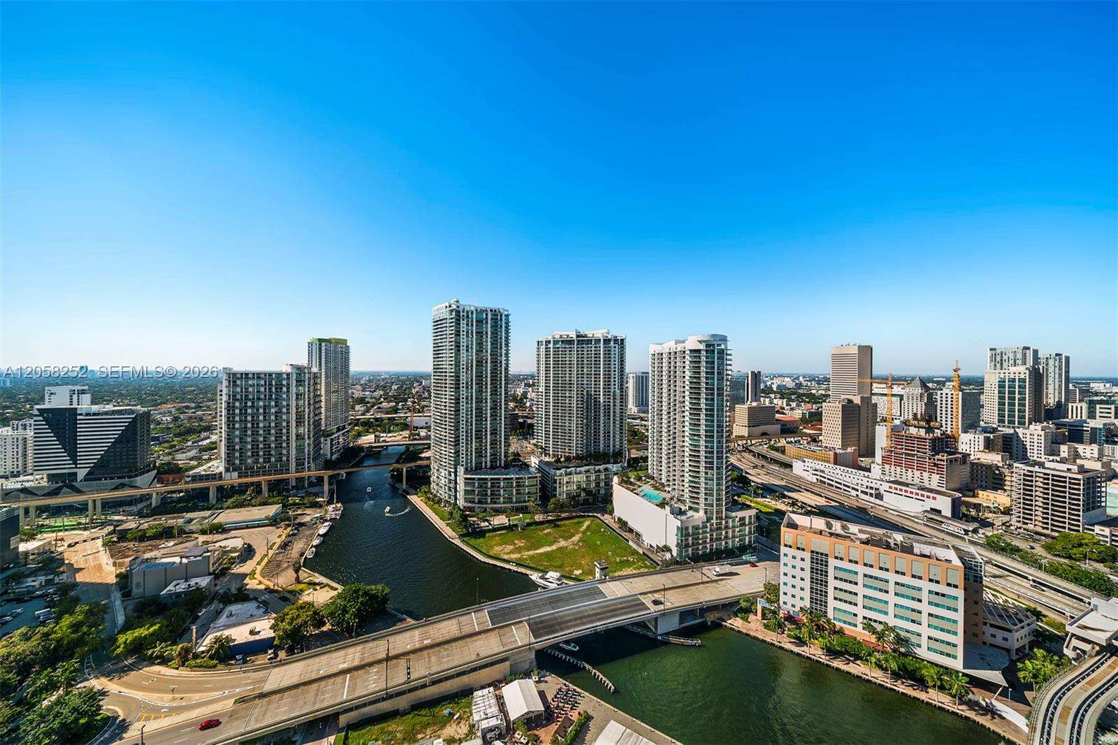 Brickell On The River at 41 5 St, Miami, FL 33131 - For Rent photo 29