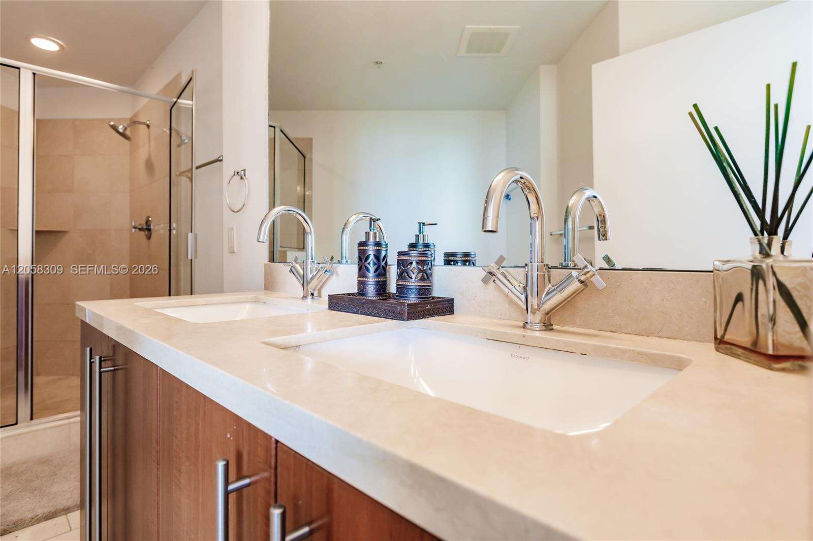 Axis On Brickell at 1111 1 Ave, Miami, FL 33130 - For Rent photo 25