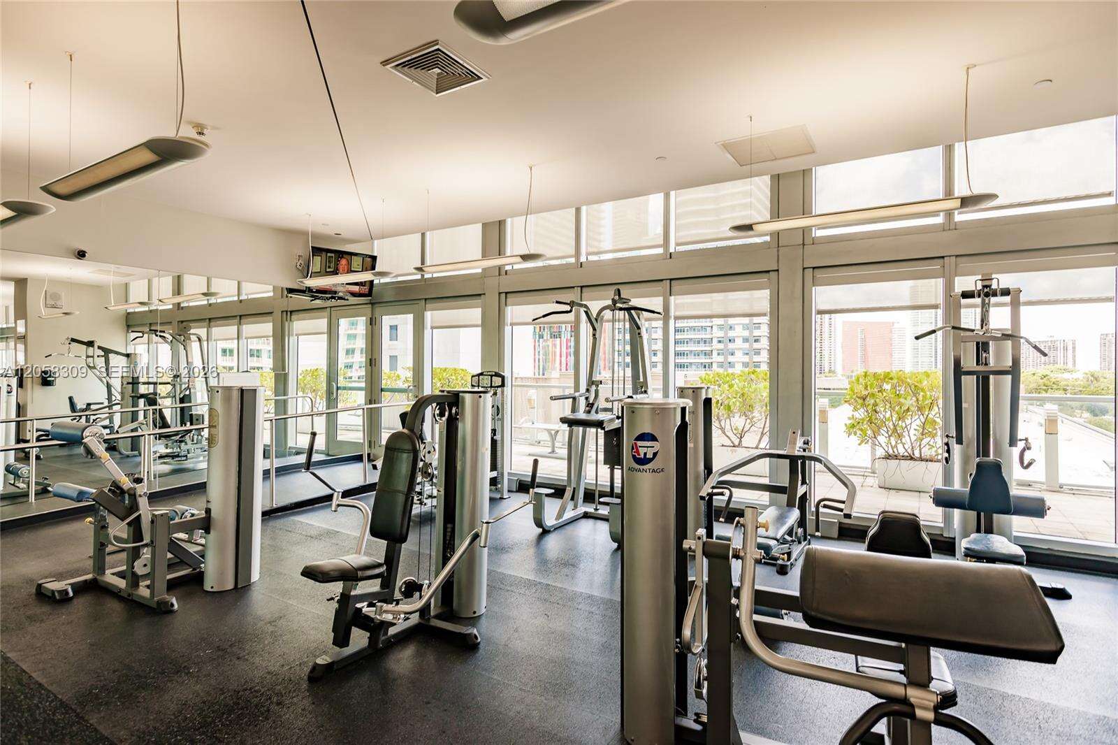 Axis On Brickell at 1111 1 Ave, Miami, FL 33130 - For Rent photo 38