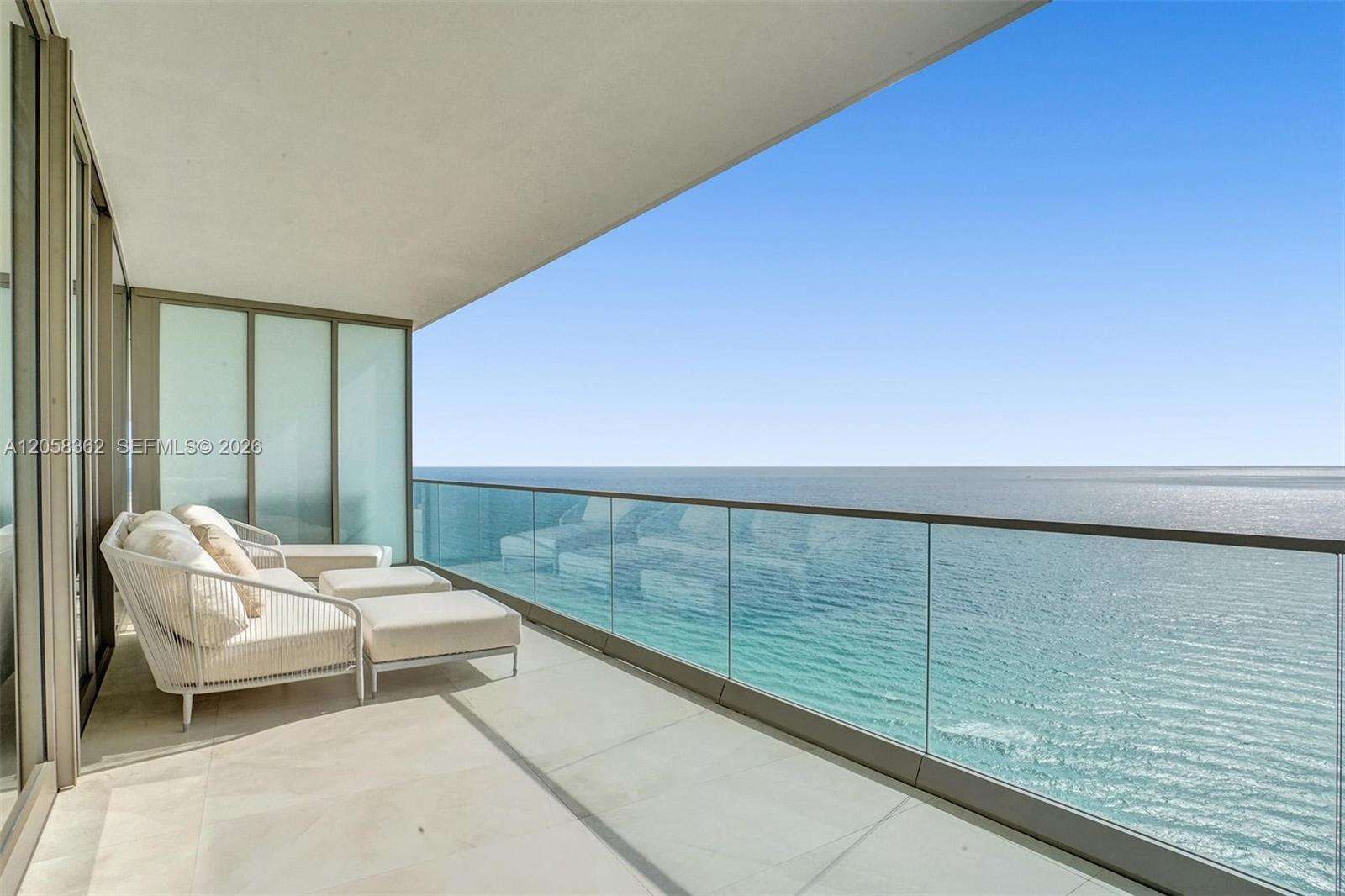 Armani Casa at 18975 Collins Ave, Sunny Isles Beach, FL 33160 - For Rent photo 2