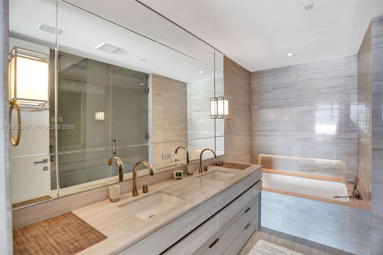 Armani Casa at 18975 Collins Ave, Sunny Isles Beach, FL 33160 - For Rent photo 31