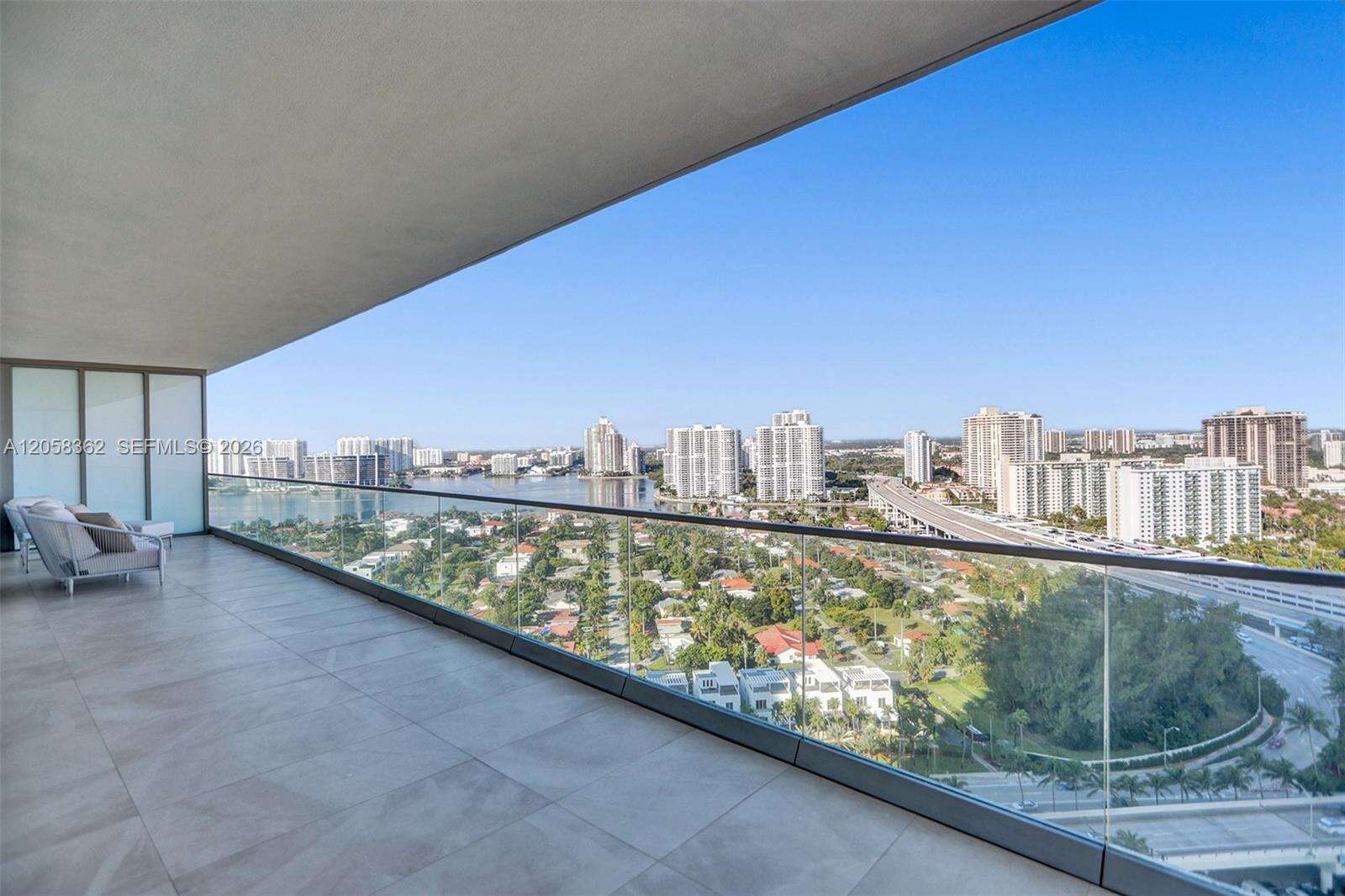 Armani Casa at 18975 Collins Ave, Sunny Isles Beach, FL 33160 - For Rent photo 52