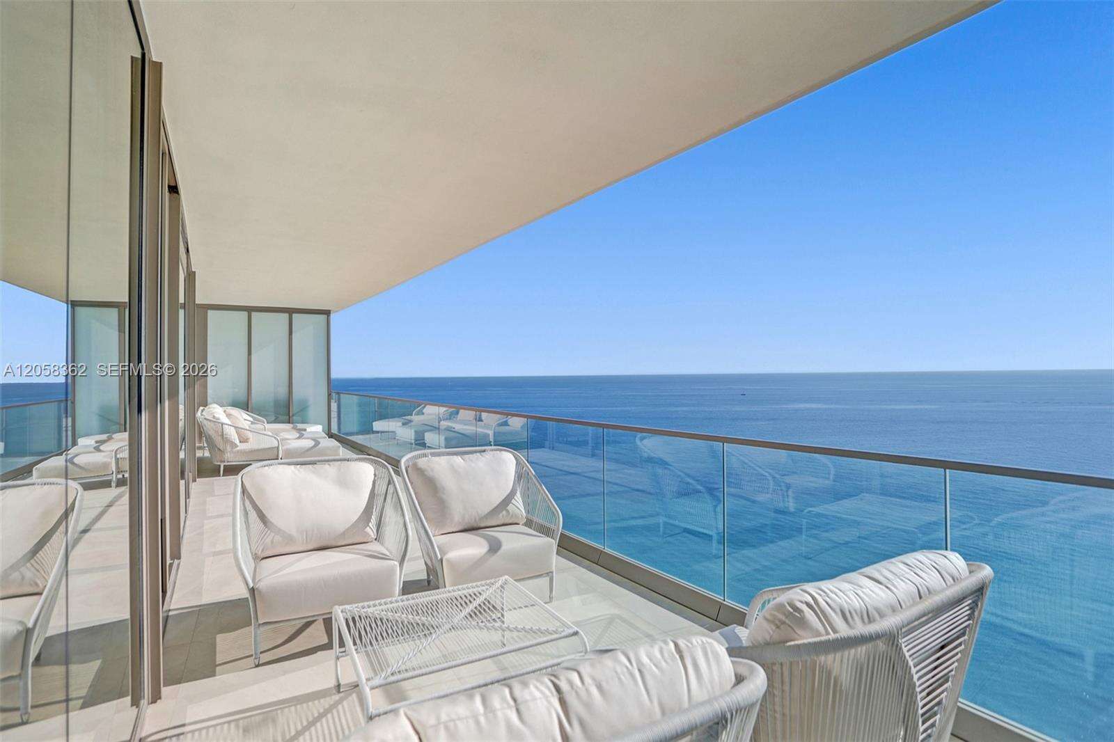 Armani Casa at 18975 Collins Ave, Sunny Isles Beach, FL 33160 - For Rent photo 58