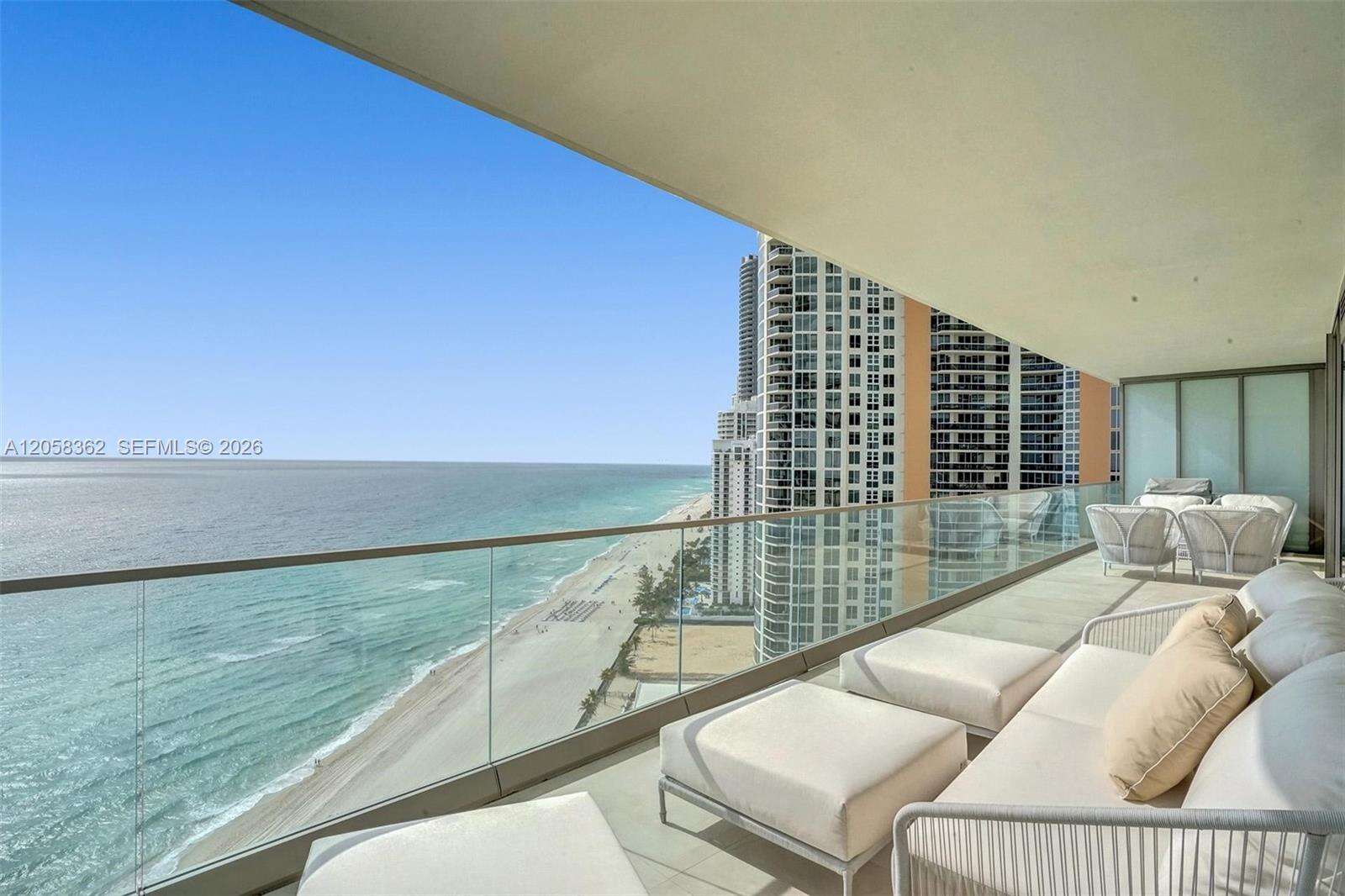 Armani Casa at 18975 Collins Ave, Sunny Isles Beach, FL 33160 - For Rent photo 60