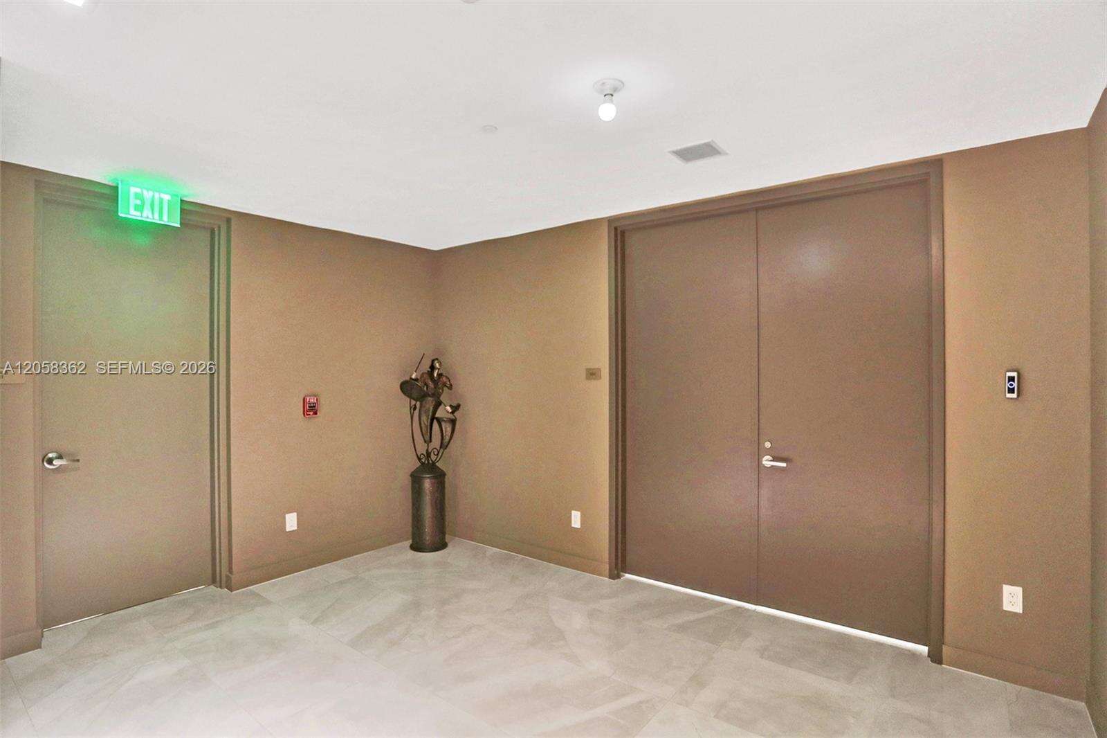 Armani Casa at 18975 Collins Ave, Sunny Isles Beach, FL 33160 - For Rent photo 62