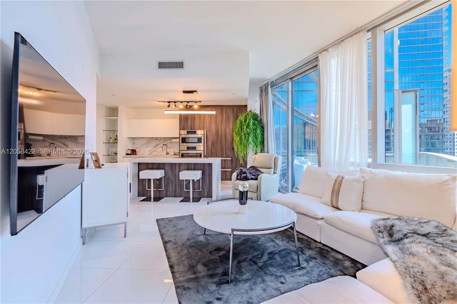Paramount Miami Worldcenter at 851 1 Ave, Miami, FL 33132 - For Rent photo 1