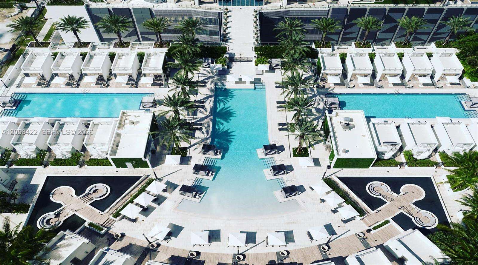 Paramount Miami Worldcenter at 851 1 Ave, Miami, FL 33132 - For Rent photo 27