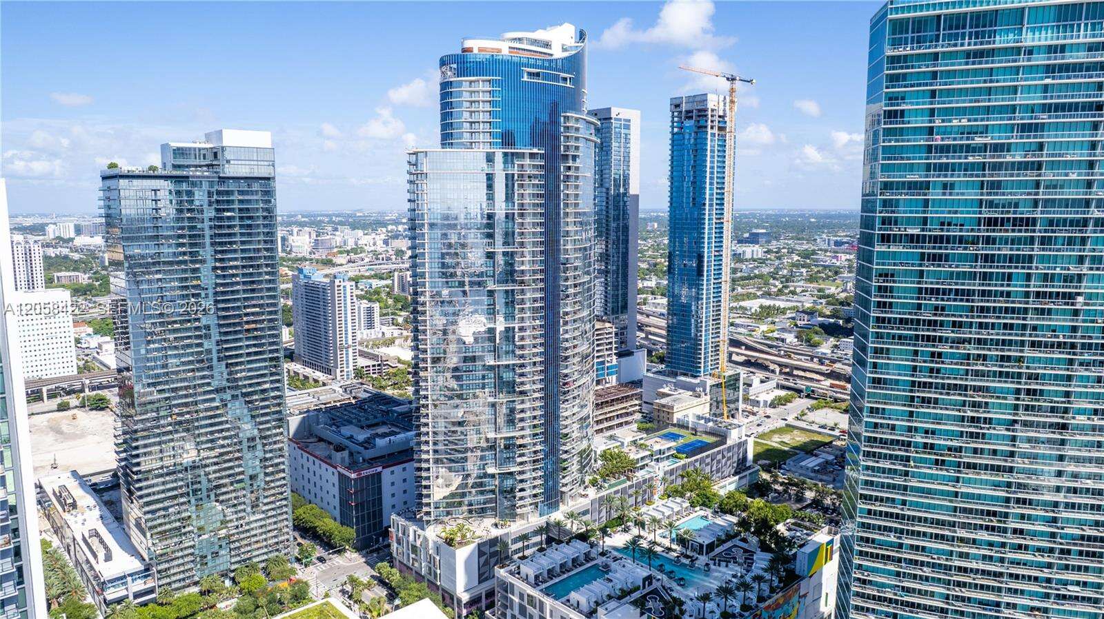 Paramount Miami Worldcenter at 851 1 Ave, Miami, FL 33132 - For Rent photo 35