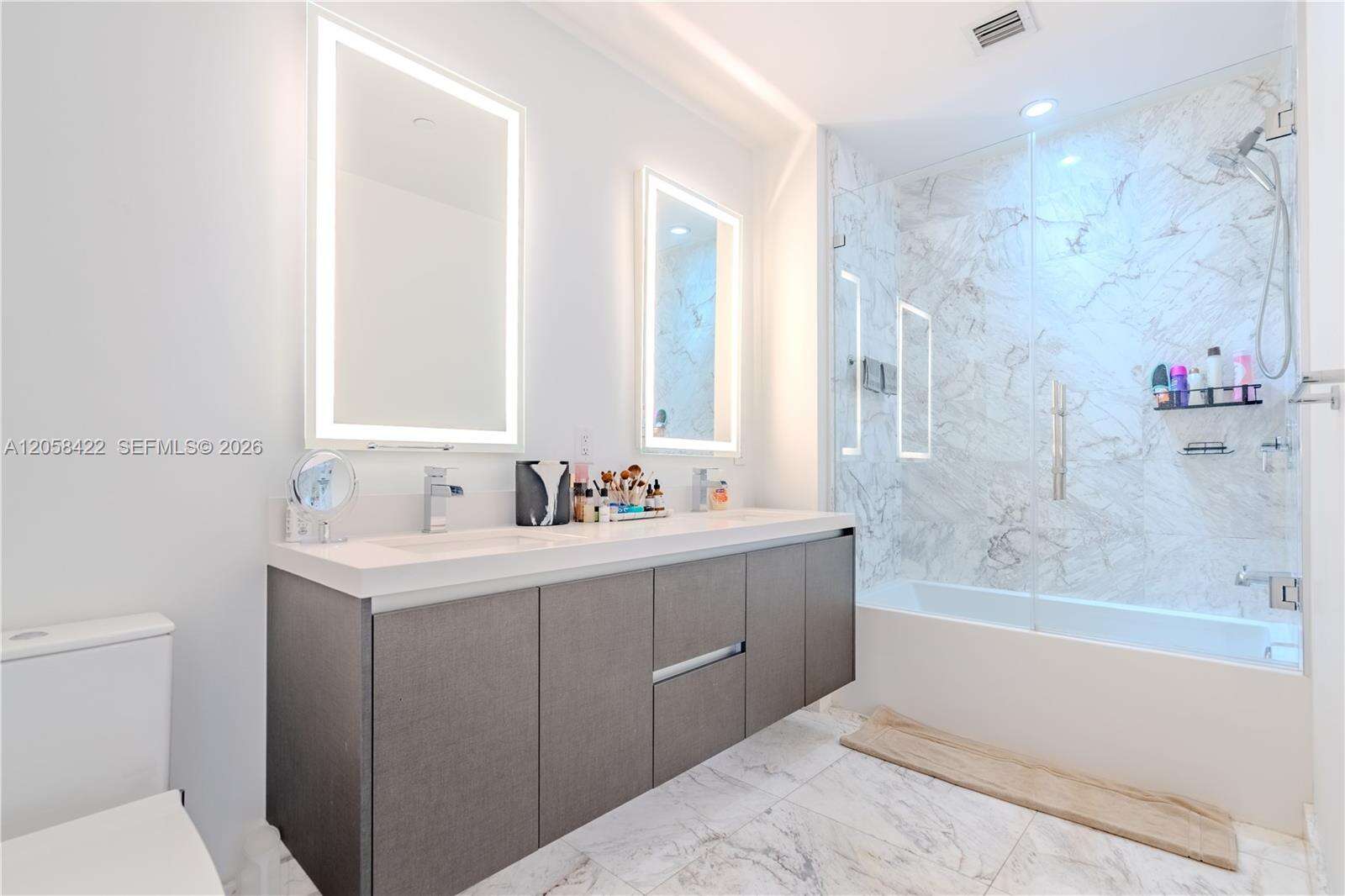 Paramount Miami Worldcenter at 851 1 Ave, Miami, FL 33132 - For Rent photo 10