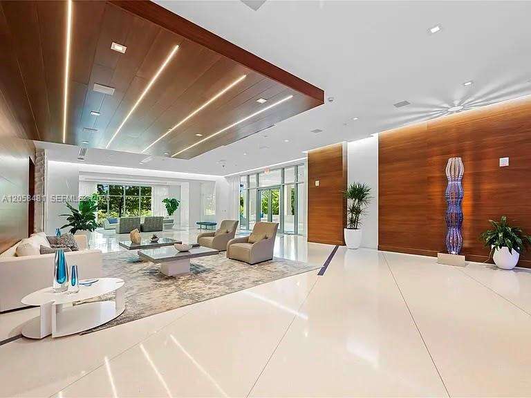 Parque Towers at 300 Sunny Isles Blvd, Sunny Isles Beach, FL 33160 - For Rent photo 4