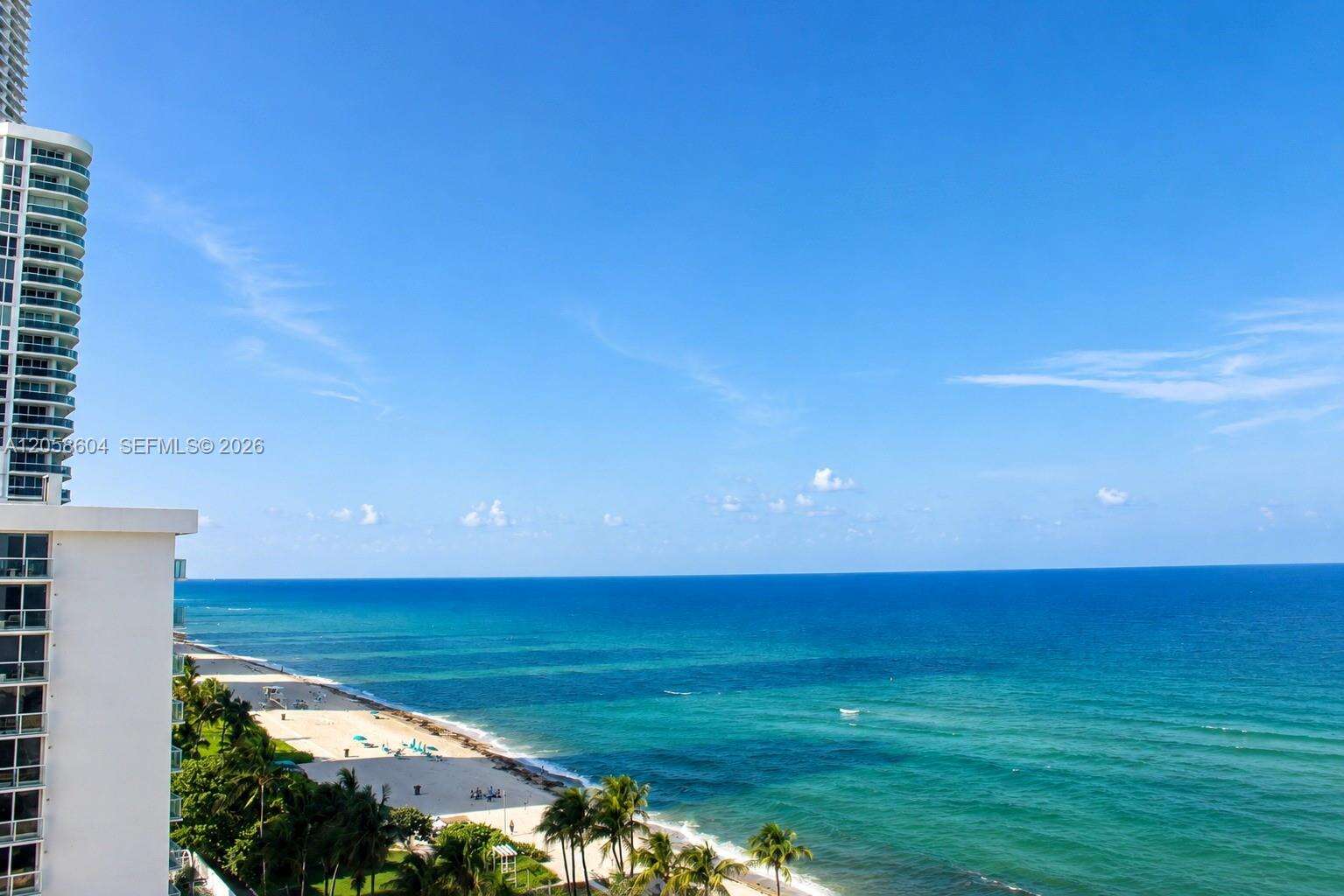 La Perla at 16699 Collins Ave, Sunny Isles Beach, FL 33160 - For Rent photo 22