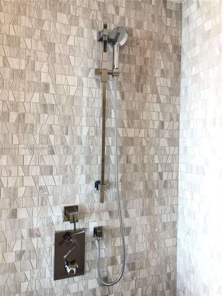 Rise Brickell at 88 7 St, Miami, FL 33130 - For Rent photo 12