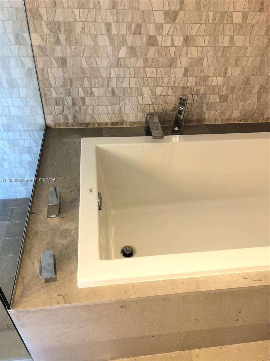 Rise Brickell at 88 7 St, Miami, FL 33130 - For Rent photo 8