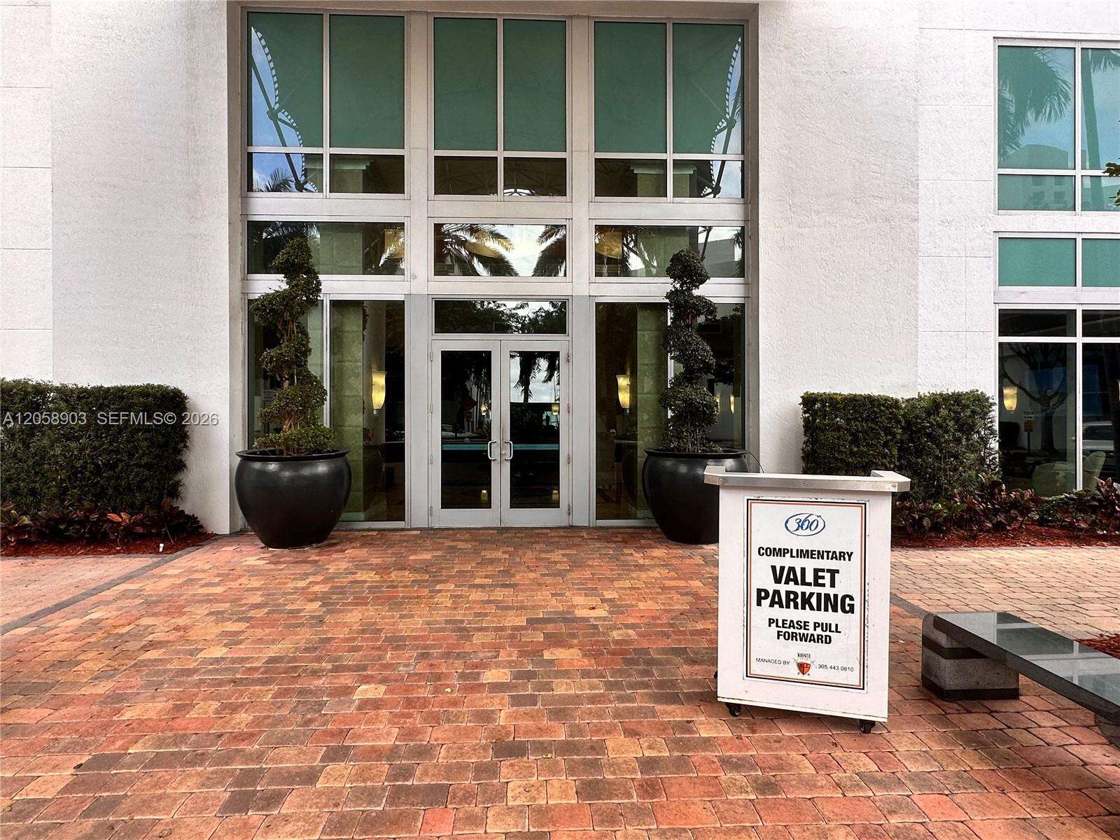 360 Condo at 7900 Harbor Island Dr, North Bay Village, FL 33141 - For Rent photo 4