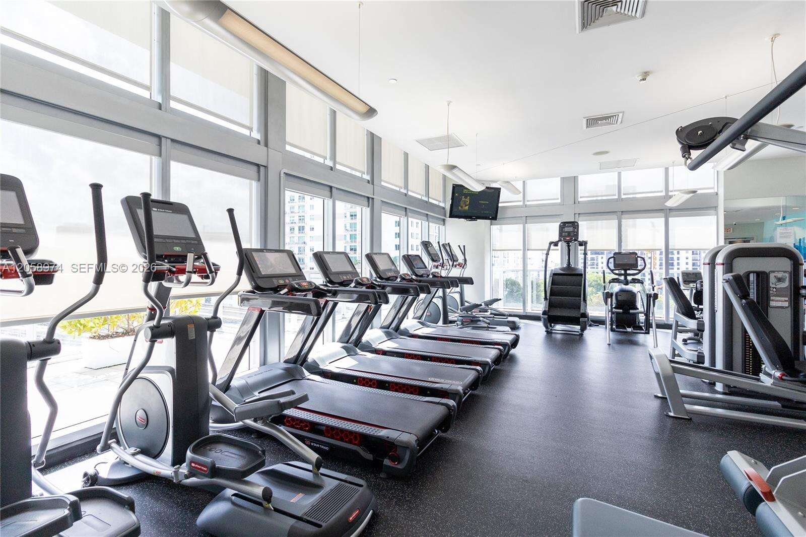 Axis On Brickell at 1111 1 Ave, Miami, FL 33130 - For Rent photo 28