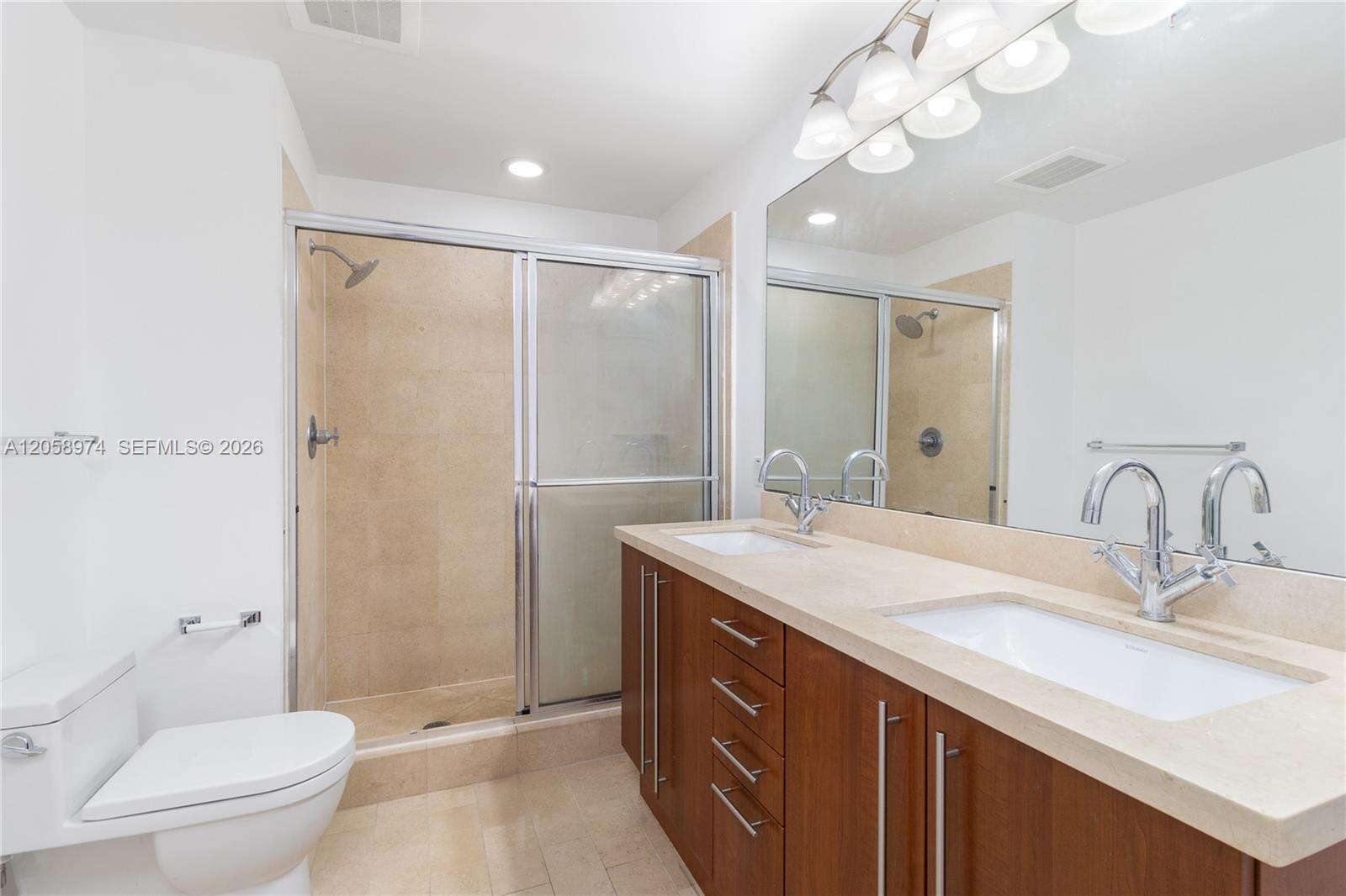 Axis On Brickell at 1111 1 Ave, Miami, FL 33130 - For Rent photo 8