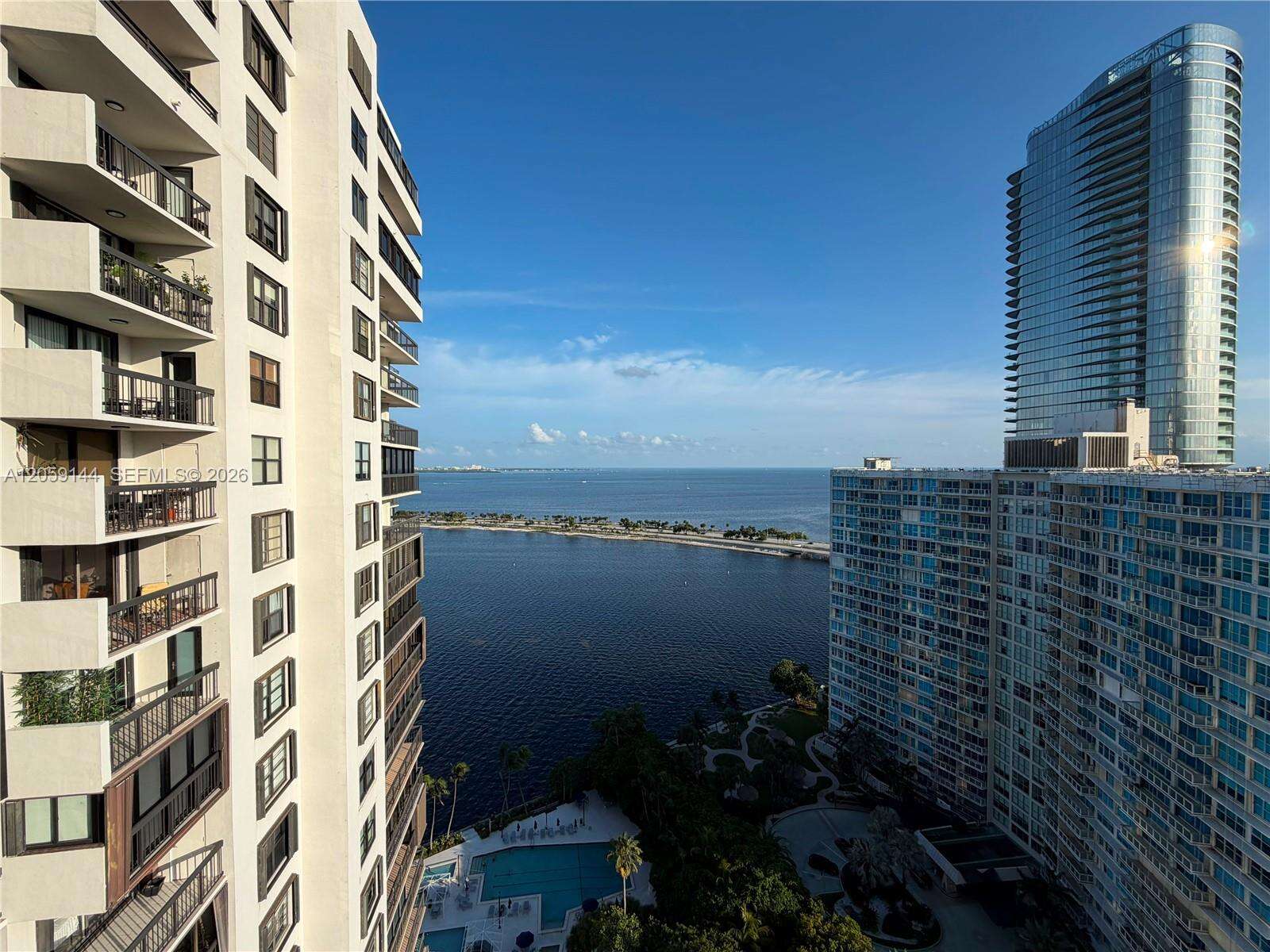 Brickell Bay Club at 2333 Brickell Ave, Miami, FL 33129 - For Rent photo 30