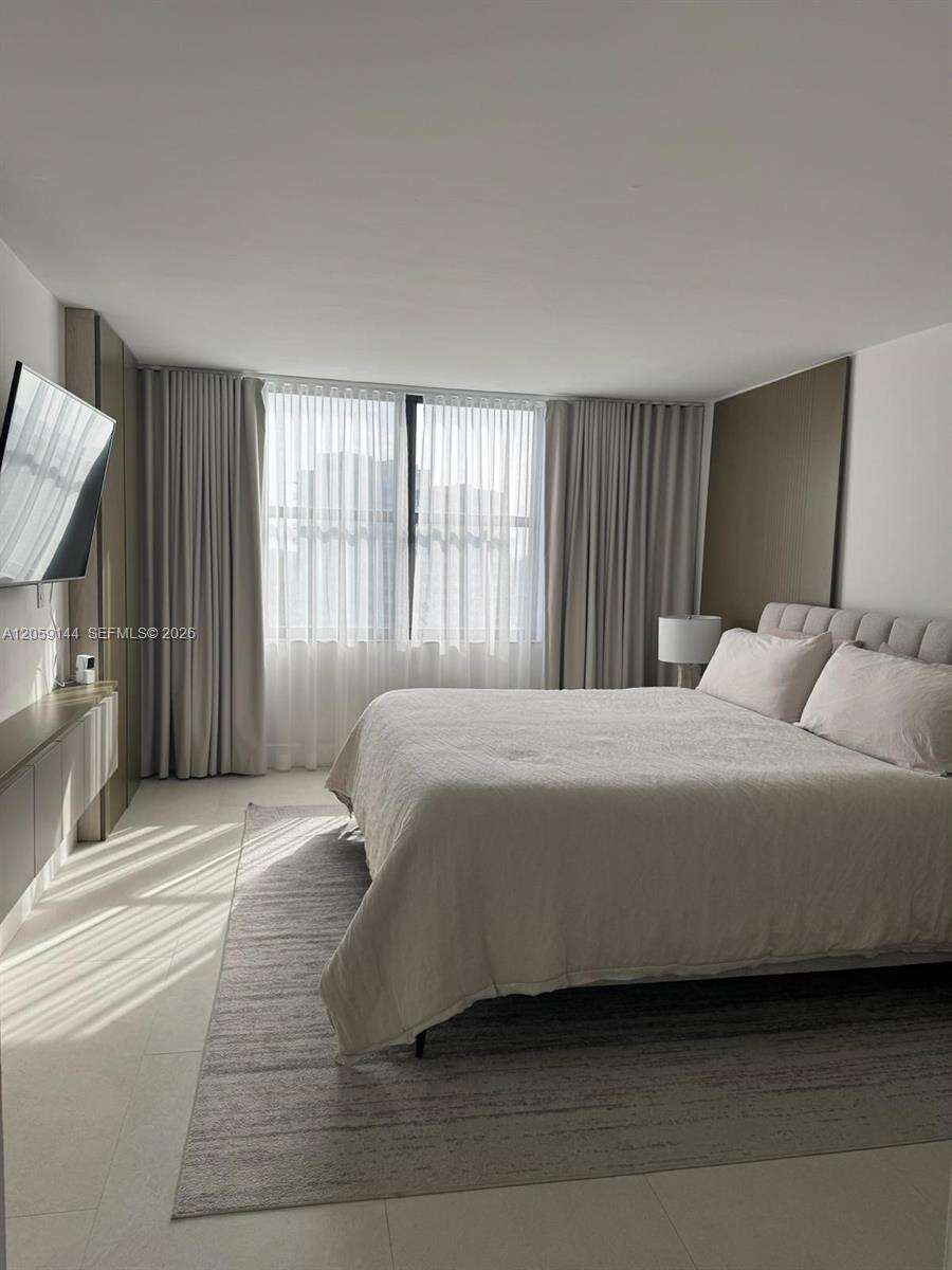 Brickell Bay Club at 2333 Brickell Ave, Miami, FL 33129 - For Rent photo 6