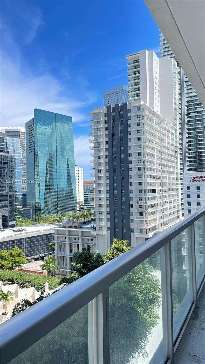 Axis On Brickell at 1111 1 Ave, Miami, FL 33130 - For Rent photo 11