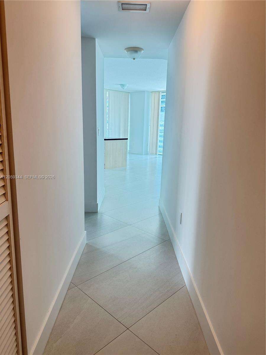 Axis On Brickell at 1111 1 Ave, Miami, FL 33130 - For Rent photo 18