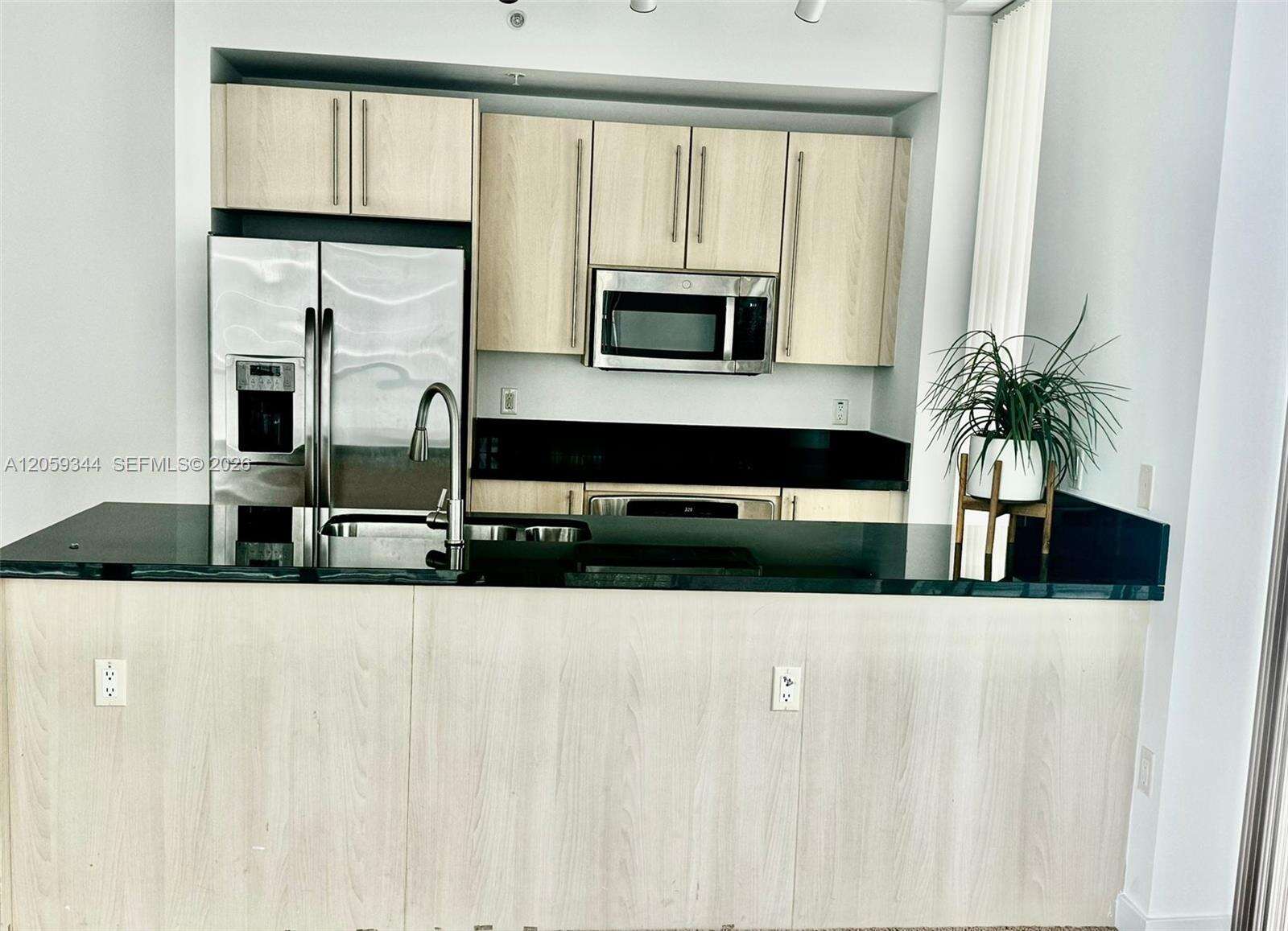 Axis On Brickell at 1111 1 Ave, Miami, FL 33130 - For Rent photo 4