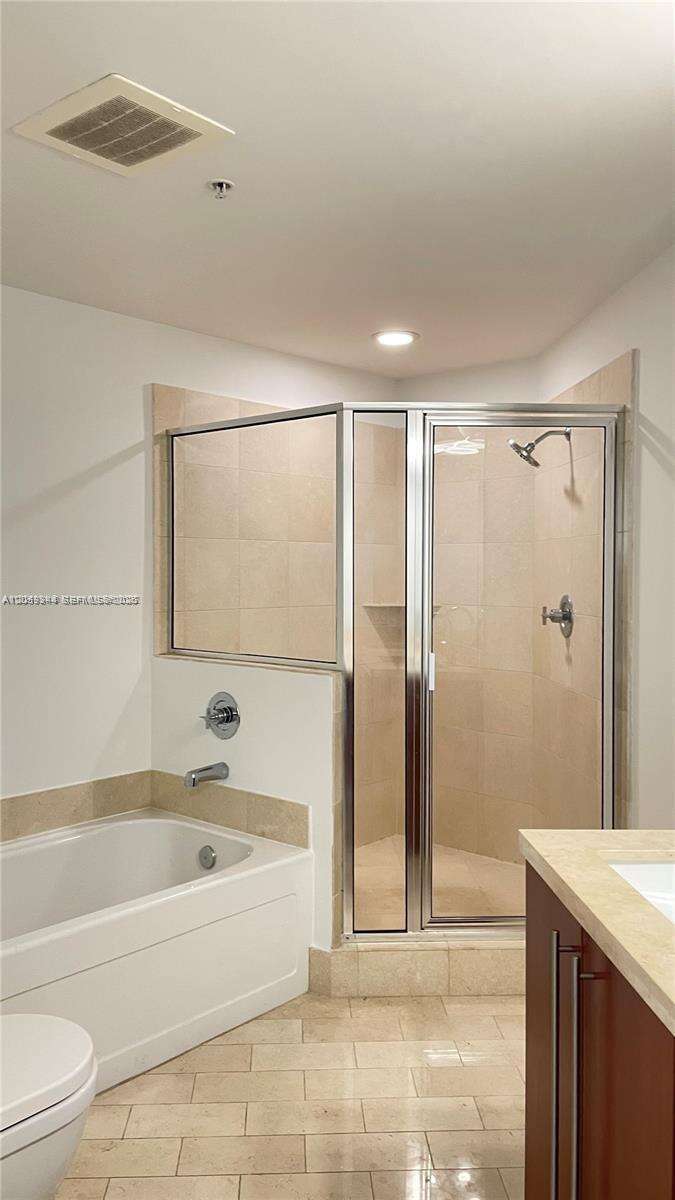 Axis On Brickell at 1111 1 Ave, Miami, FL 33130 - For Rent photo 7
