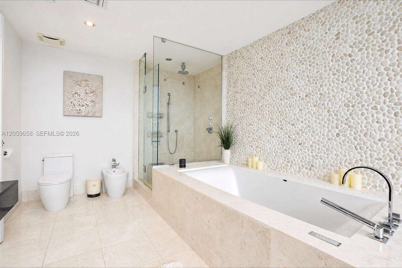 Jade Ocean at 17121 Collins Ave, Sunny Isles Beach, FL 33160 - For Rent photo 35