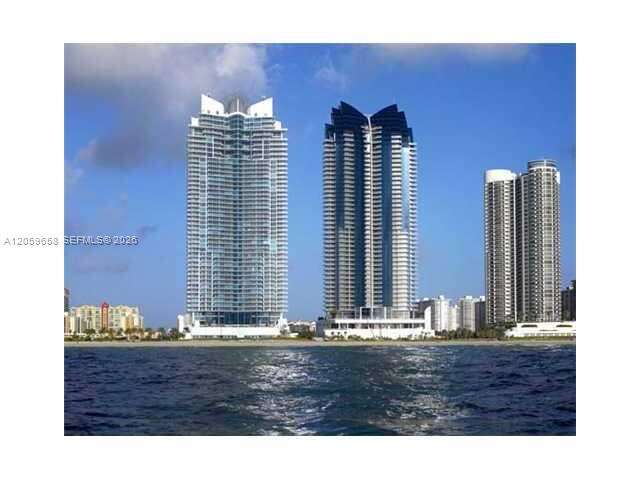 Jade Ocean at 17121 Collins Ave, Sunny Isles Beach, FL 33160 - For Rent photo 6