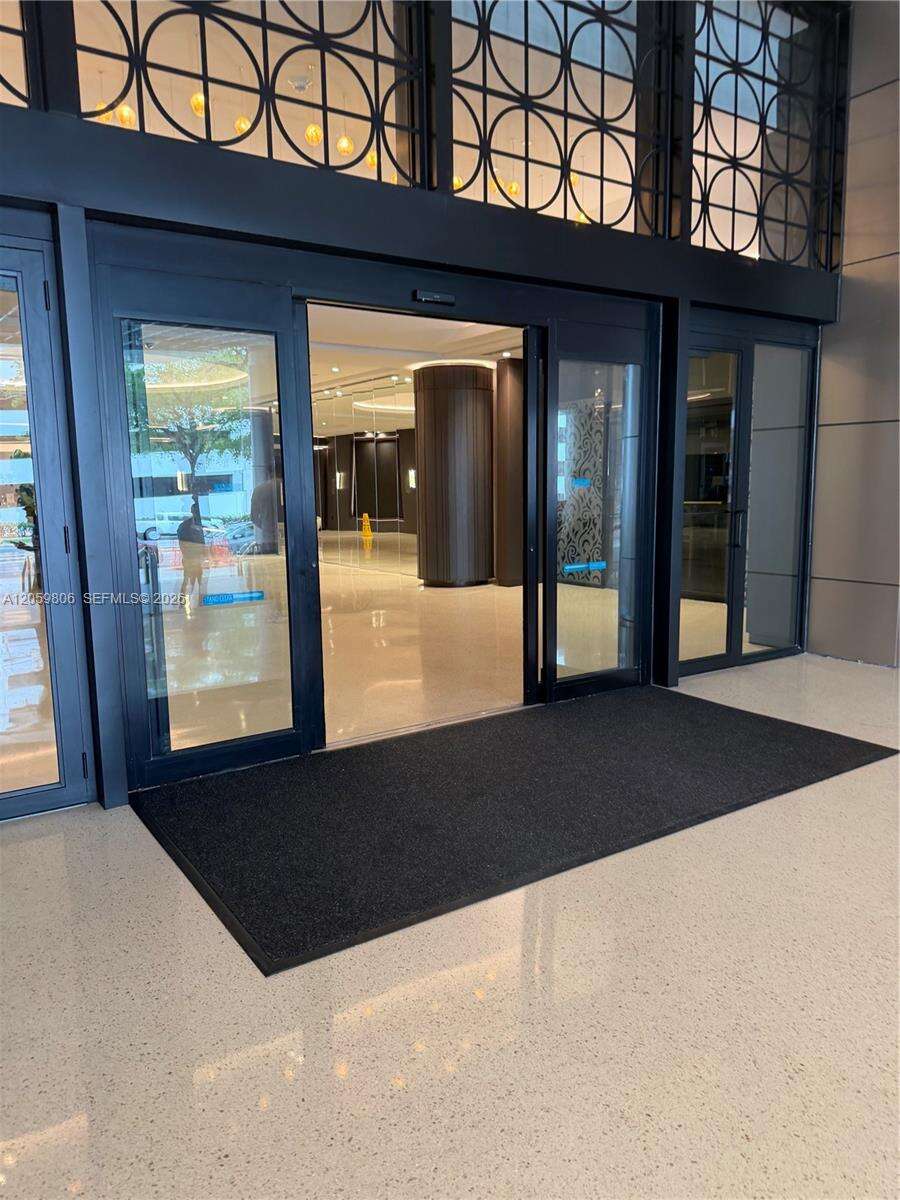 The Grand at 1717 Bayshore Dr, Miami, FL 33132 - For Rent photo 4