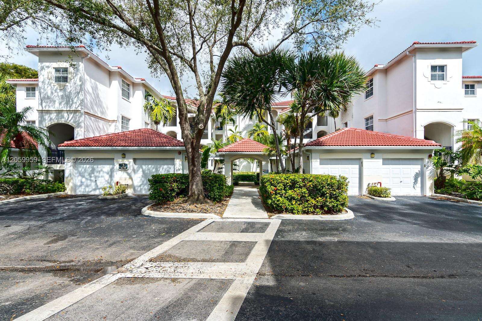 Village By The Bay at 3175 184 St, Aventura, FL 33160 - For Rent photo 23
