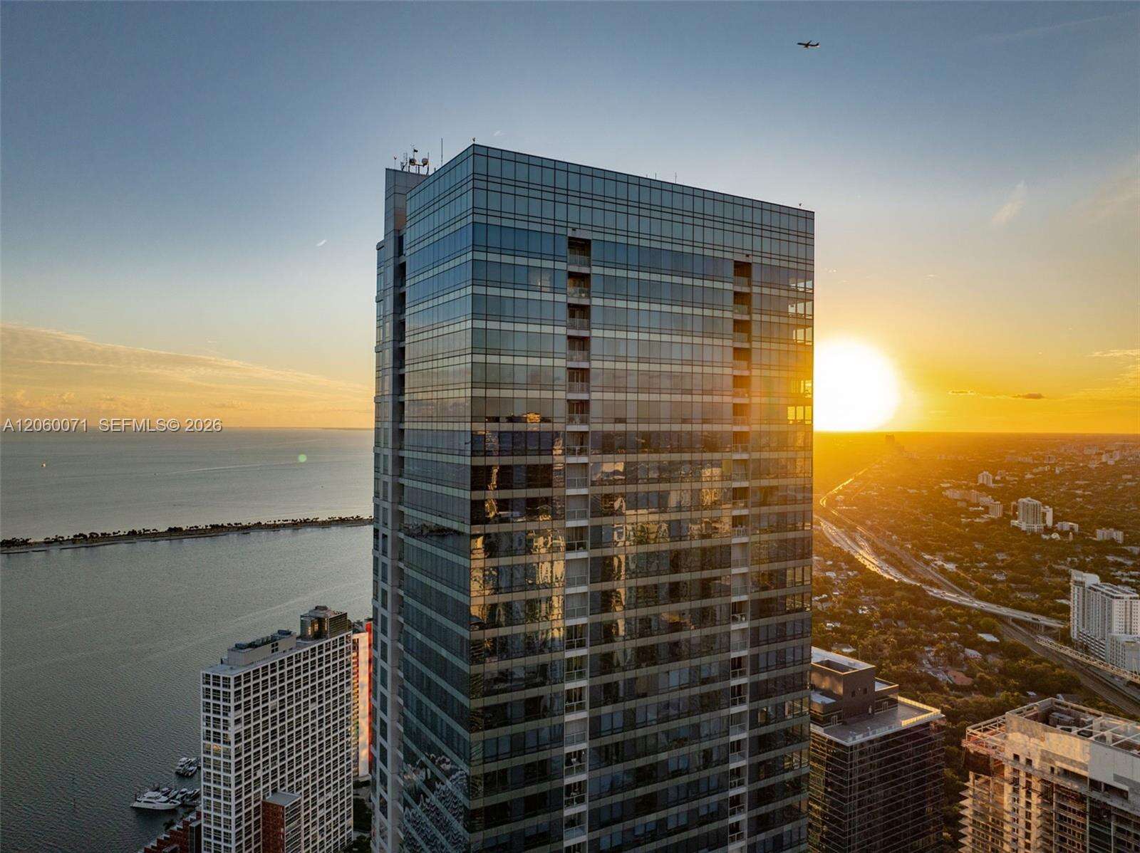 Four Seasons Residences at 1435 Brickell Ave, Miami, FL 33131 - For Rent photo 34