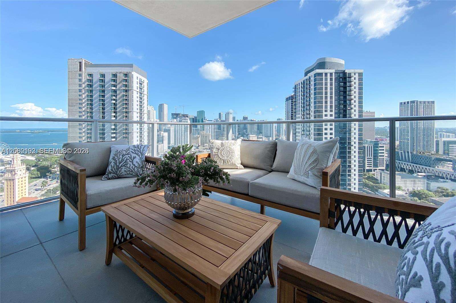Paramount Miami Worldcenter at 851 1 Ave, Miami, FL 33132 - For Rent photo 1