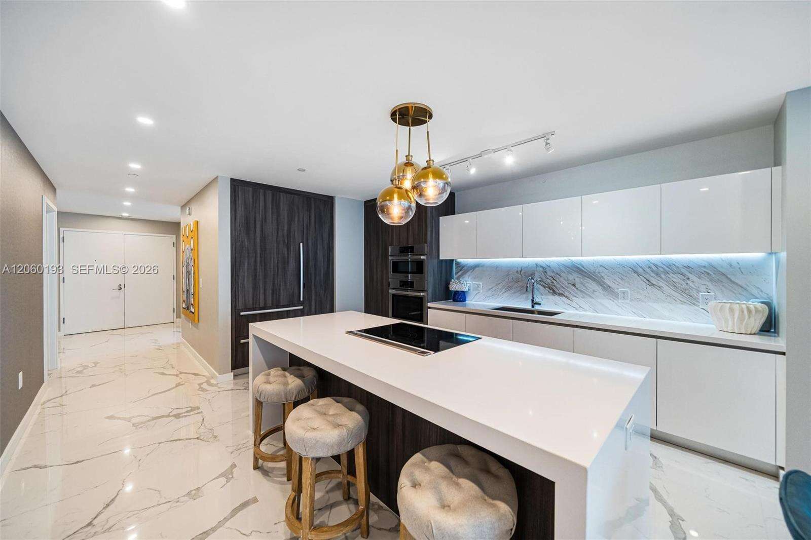 Paramount Miami Worldcenter at 851 1 Ave, Miami, FL 33132 - For Rent photo 14