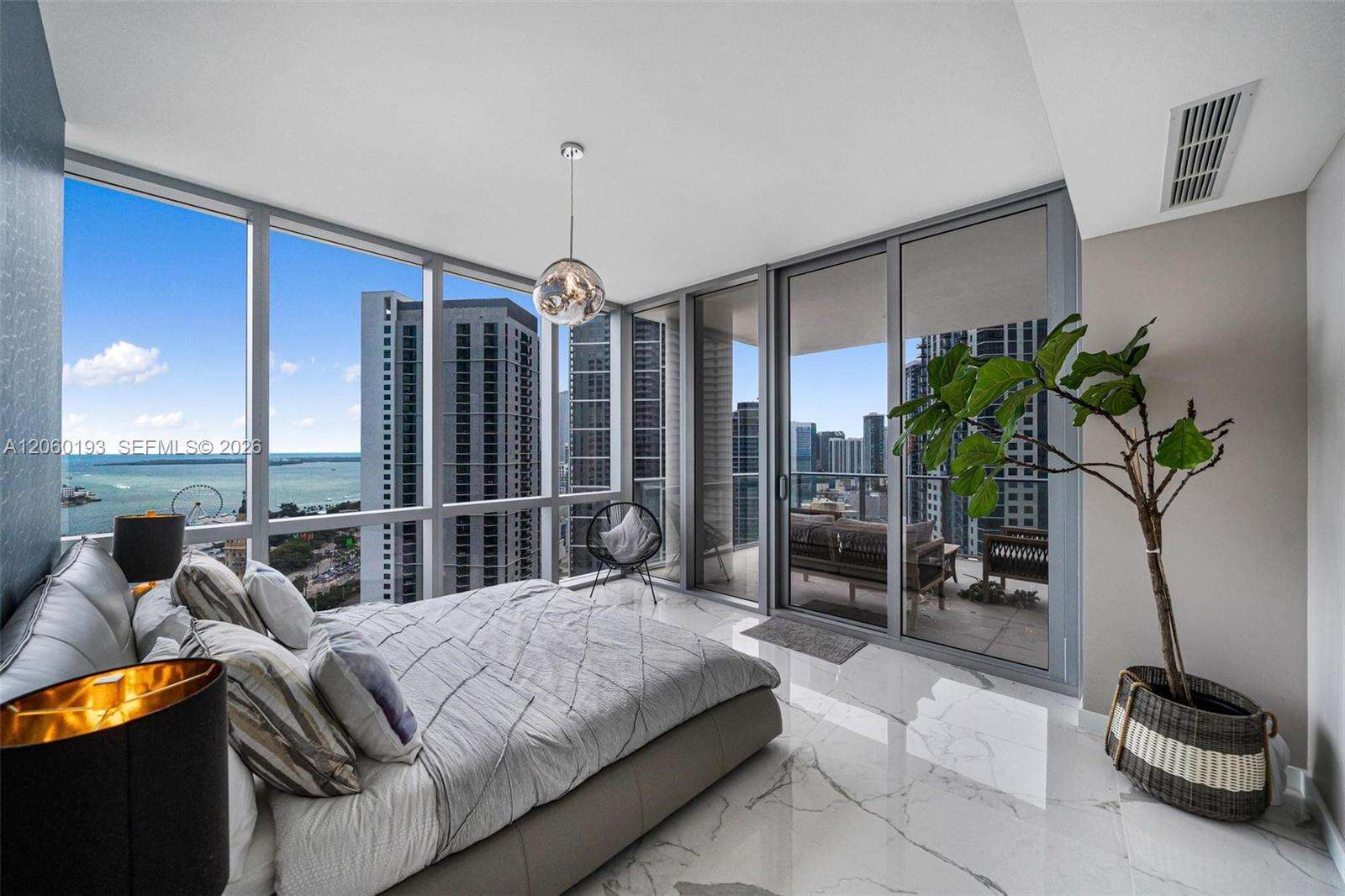Paramount Miami Worldcenter at 851 1 Ave, Miami, FL 33132 - For Rent photo 16