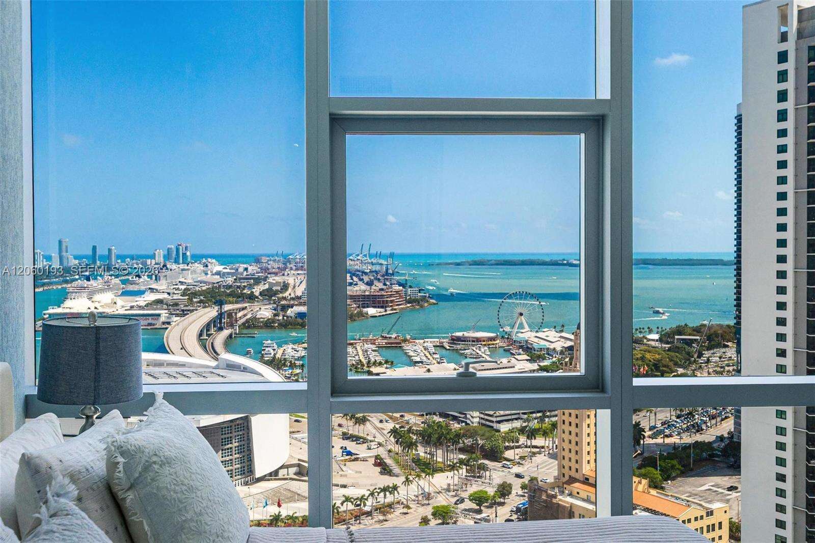 Paramount Miami Worldcenter at 851 1 Ave, Miami, FL 33132 - For Rent photo 42