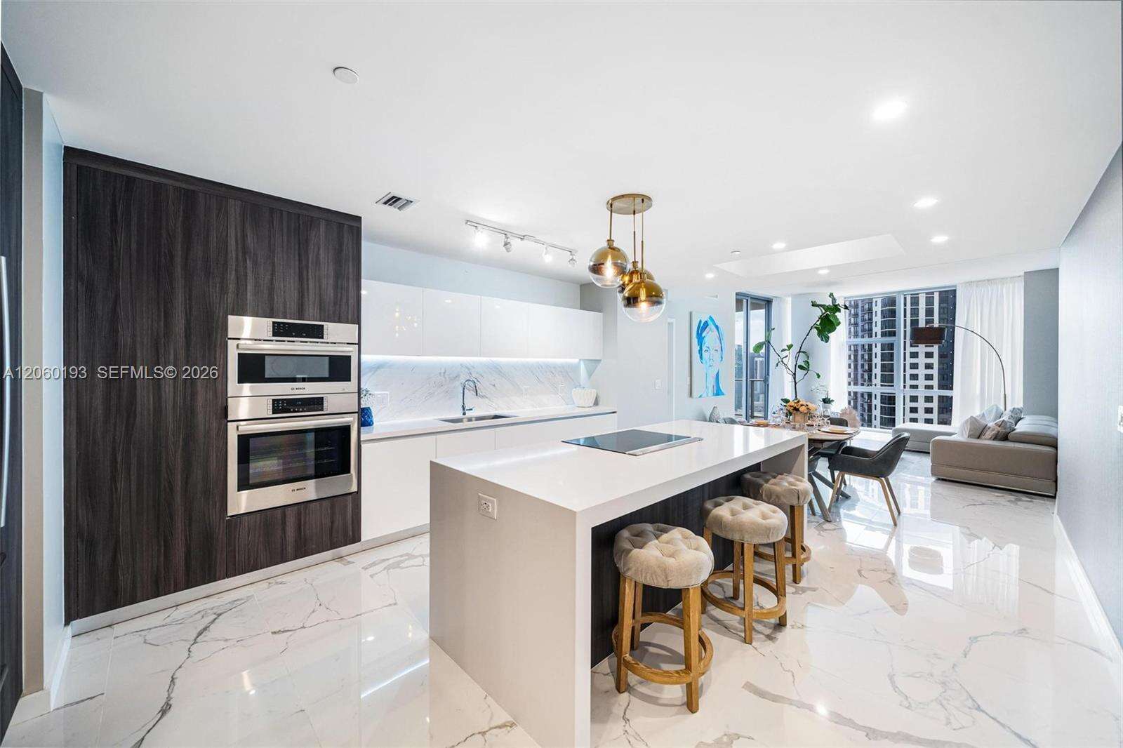 Paramount Miami Worldcenter at 851 1 Ave, Miami, FL 33132 - For Rent photo 9