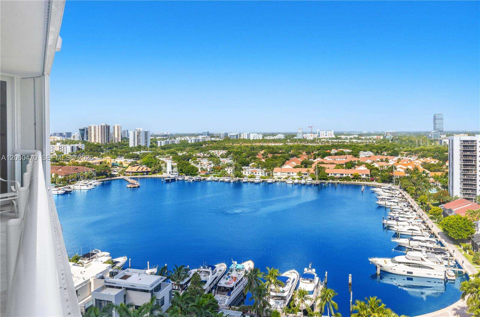 South Tower At The Point at 21055 Yacht Club Dr, Aventura, FL 33180 - For Rent photo 22