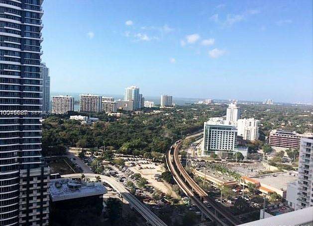 Axis On Brickell at 79 12 St, Miami, FL 33131 - For Rent photo 10