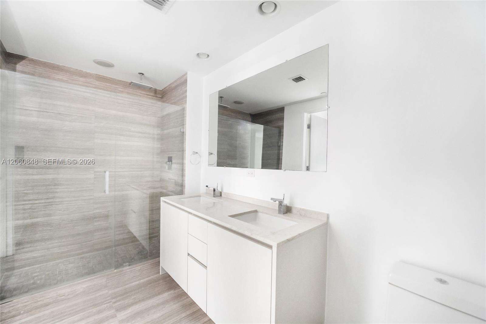 1010 Brickell at 1010 Brickell Ave, Miami, FL 33131 - For Rent photo 15