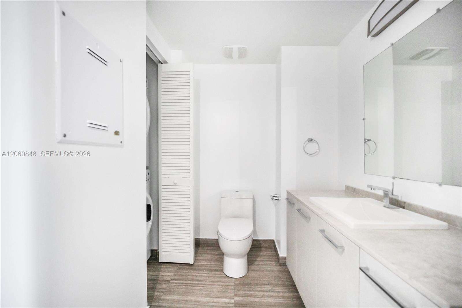 1010 Brickell at 1010 Brickell Ave, Miami, FL 33131 - For Rent photo 17