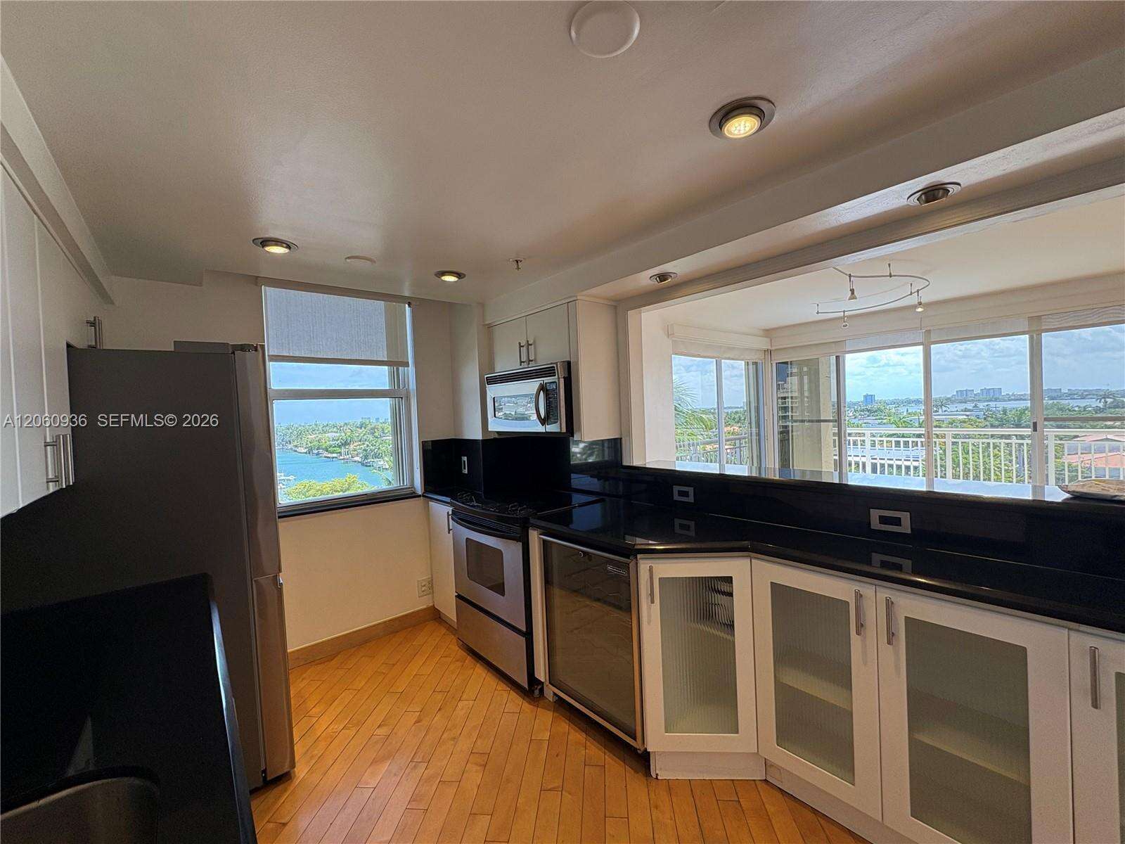 Bay Harborview at 10140 Bay Harbor Dr, Bay Harbor Islands, FL 33154 - For Rent photo 7