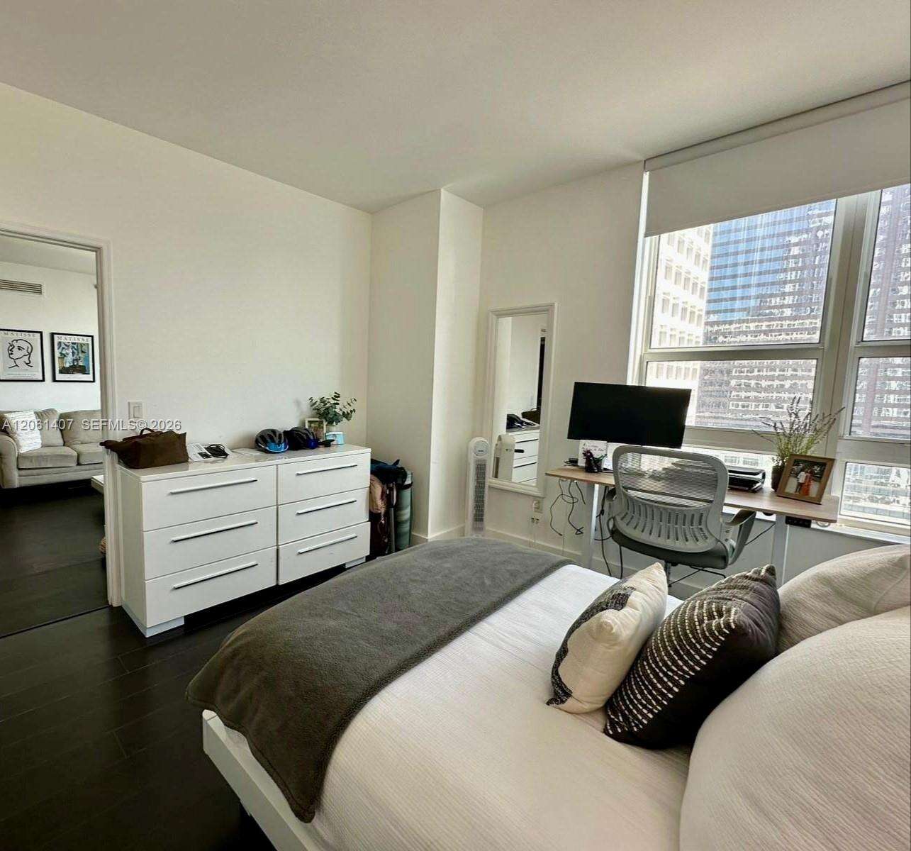 The Plaza On Brickell East at 950 Brickell Bay Dr, Miami, FL 33131 - For Rent photo 10