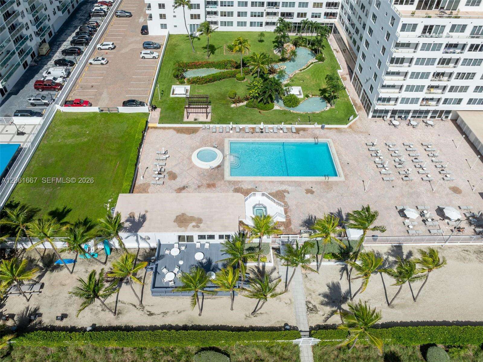 The Carriage Club North at 5005 Collins Ave, Miami Beach, FL 33140 - For Rent photo 25
