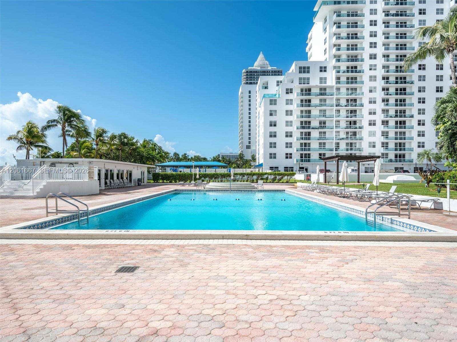 The Carriage Club North at 5005 Collins Ave, Miami Beach, FL 33140 - For Rent photo 28