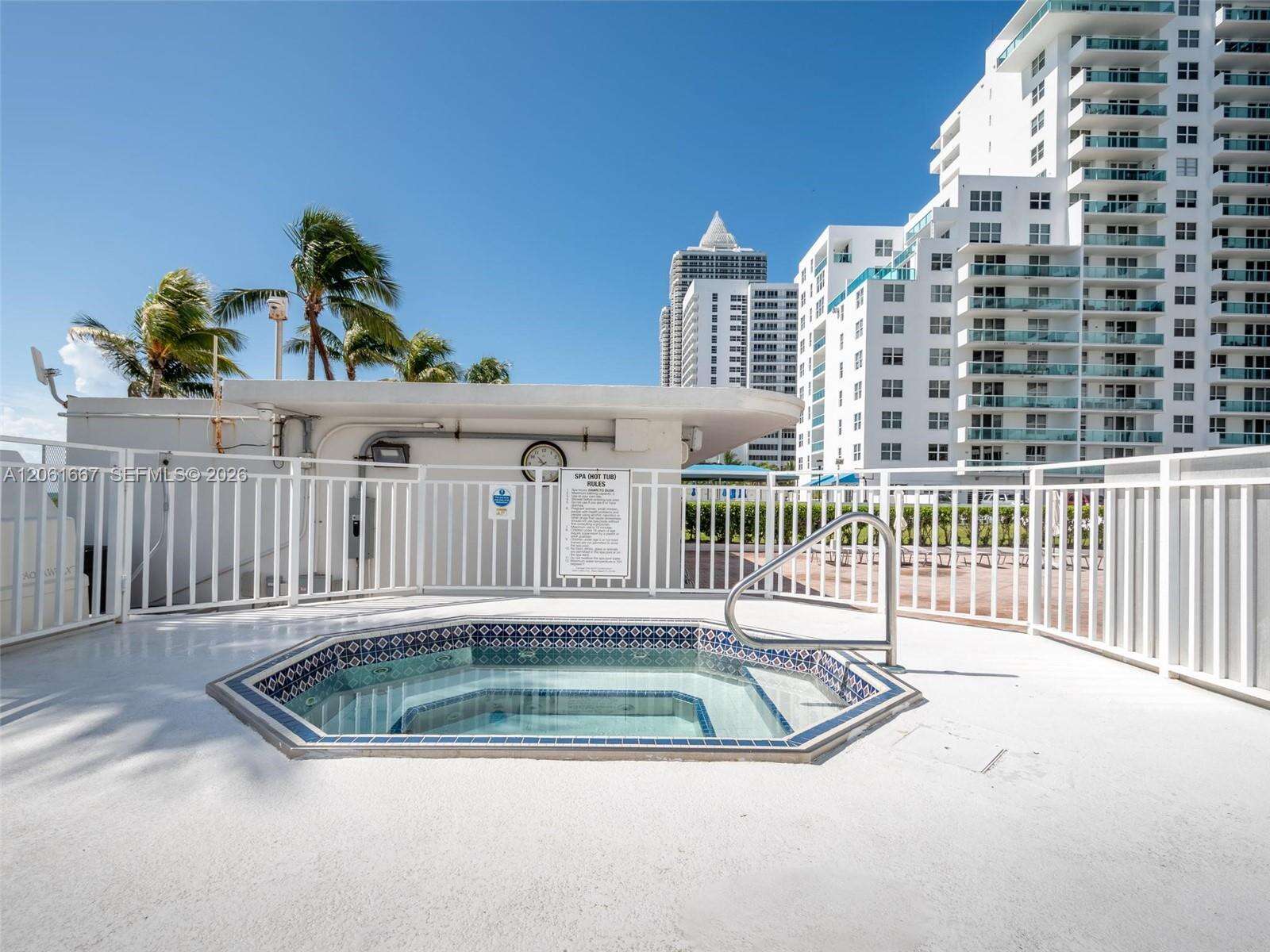 The Carriage Club North at 5005 Collins Ave, Miami Beach, FL 33140 - For Rent photo 29