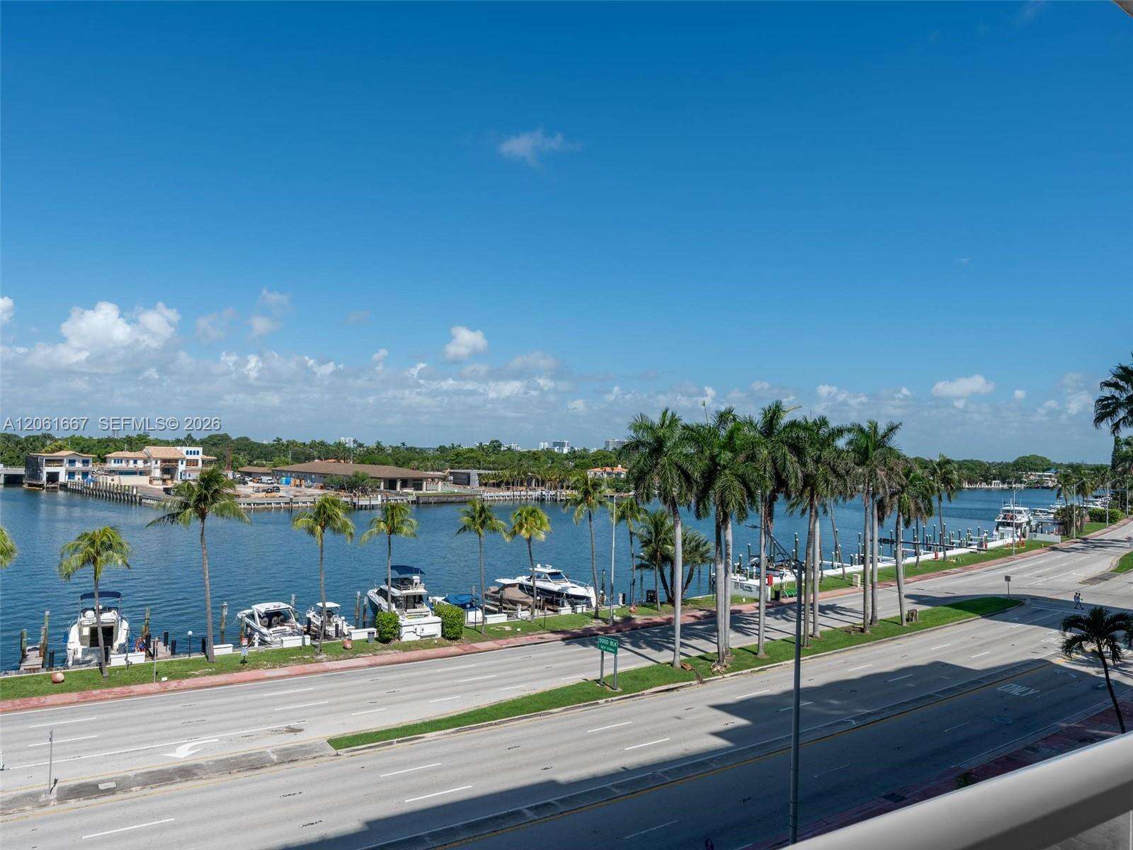 The Carriage Club North at 5005 Collins Ave, Miami Beach, FL 33140 - For Rent photo 38
