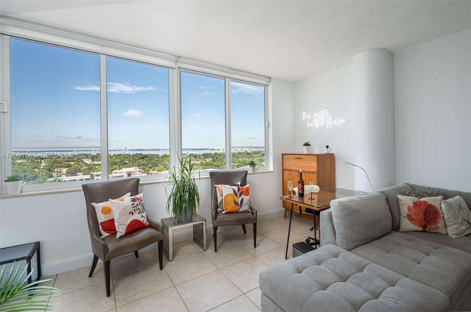 The Carriage Club North at 5005 Collins Ave, Miami Beach, FL 33140 - For Rent photo 5