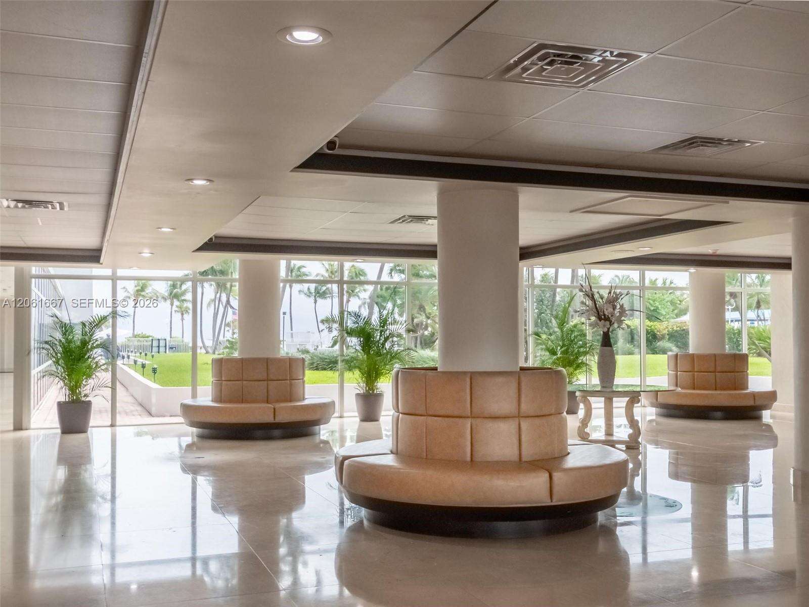 The Carriage Club North at 5005 Collins Ave, Miami Beach, FL 33140 - For Rent photo 43