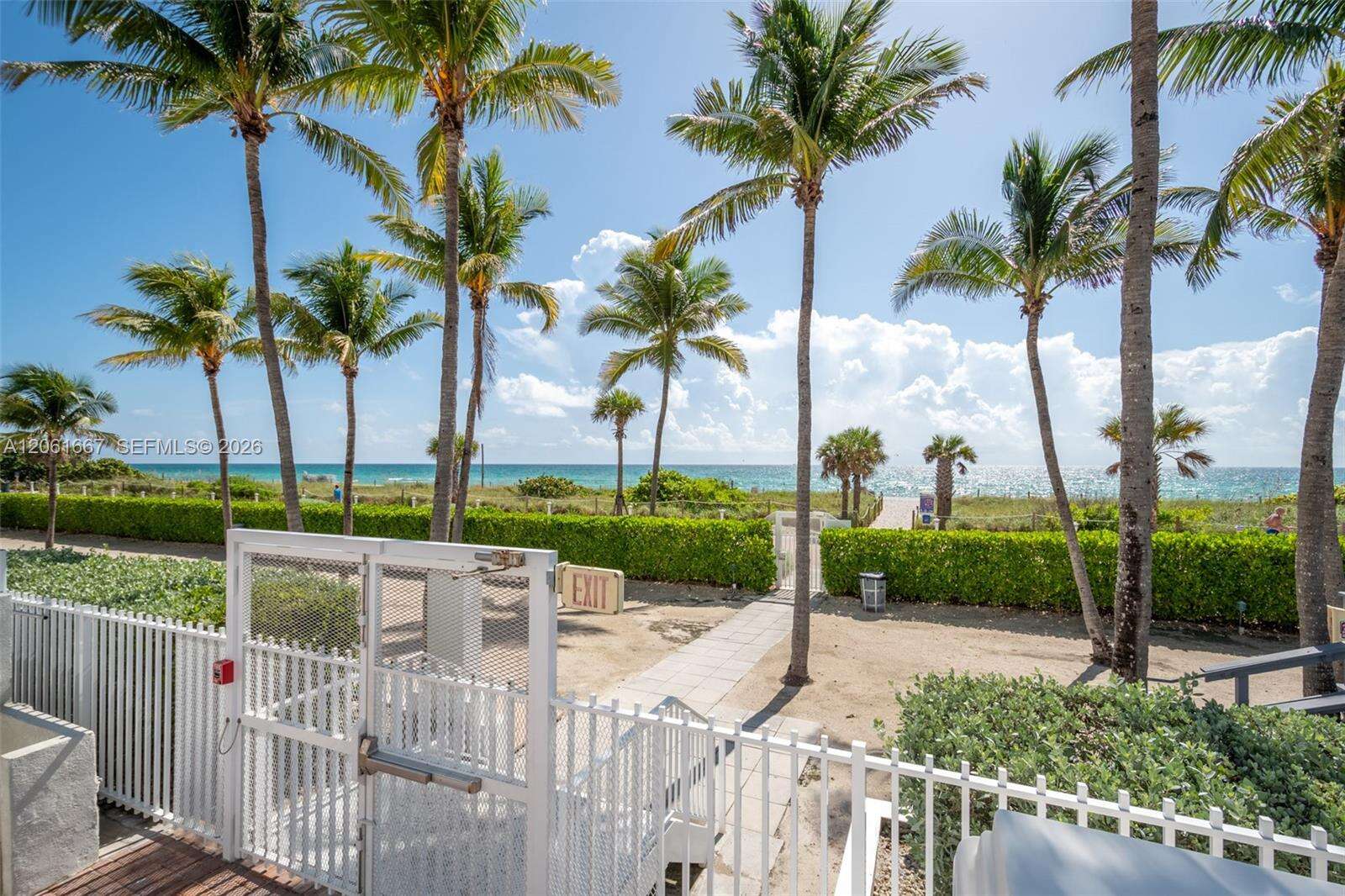The Carriage Club North at 5005 Collins Ave, Miami Beach, FL 33140 - For Rent photo 49